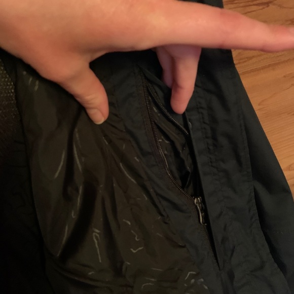 Columbia raincoat - Picture 5 of 12